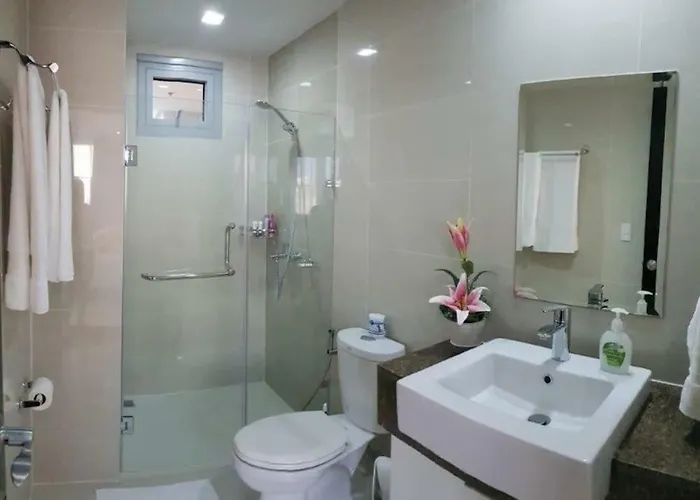 Aparthotel 81 Newport Boulevard Manila