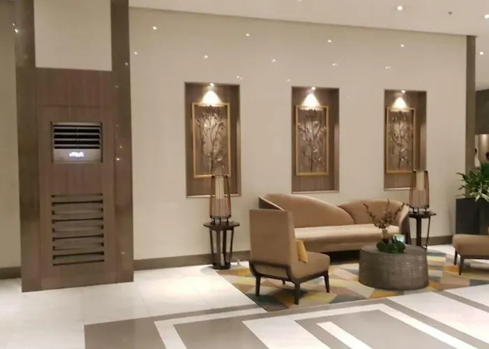Aparthotel 81 Newport Boulevard Manila